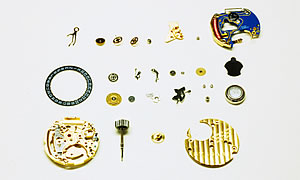 ムーブメントの解体完了