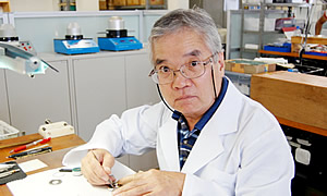 時計修理技術者 n.morita